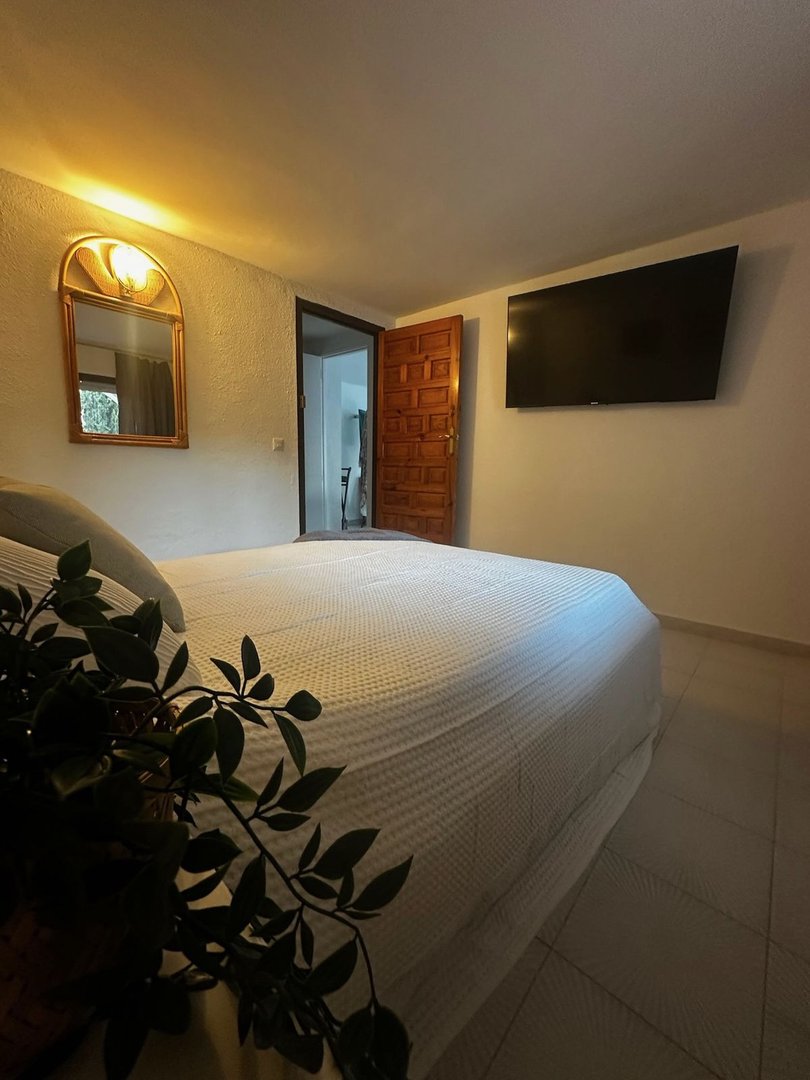 5 Bed Detached Villa in Benalmadena