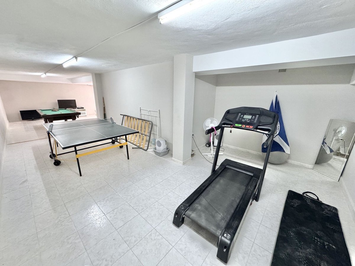 4 Bed Detached Villa in Calahonda