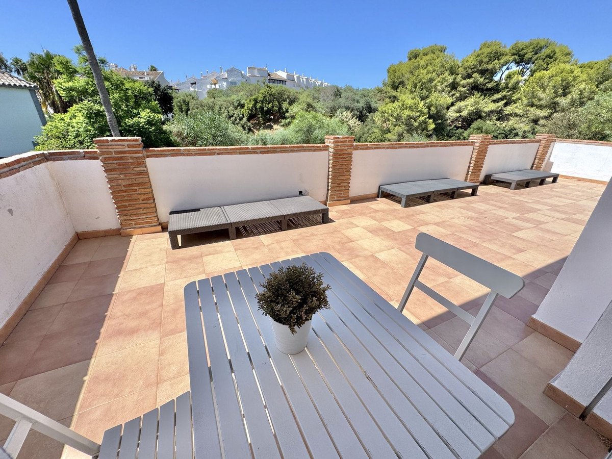 4 Bed Detached Villa in Calahonda