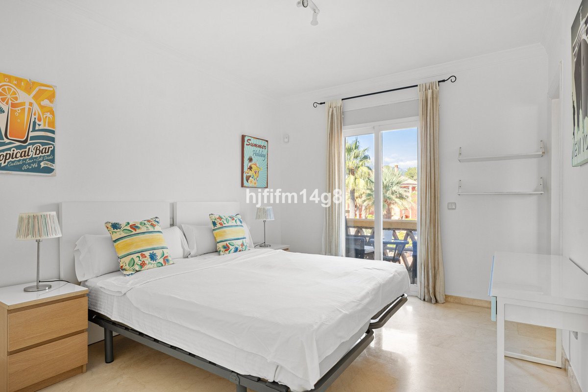 4 Bed Townhouse in Nueva Andalucía