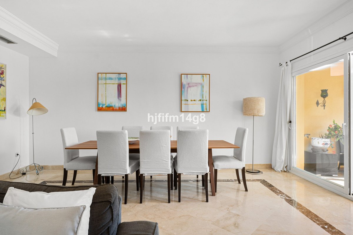 4 Bed Townhouse in Nueva Andalucía
