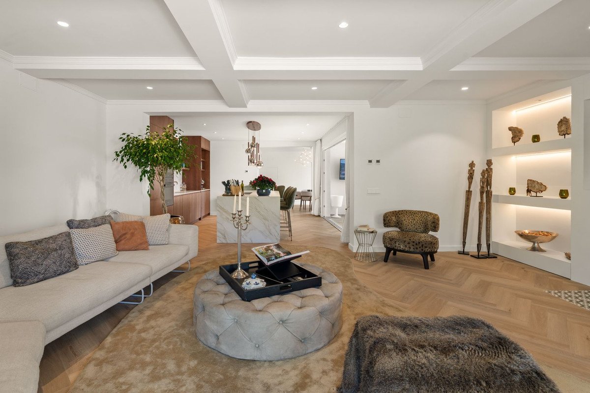 4 Bed Detached Villa in Estepona