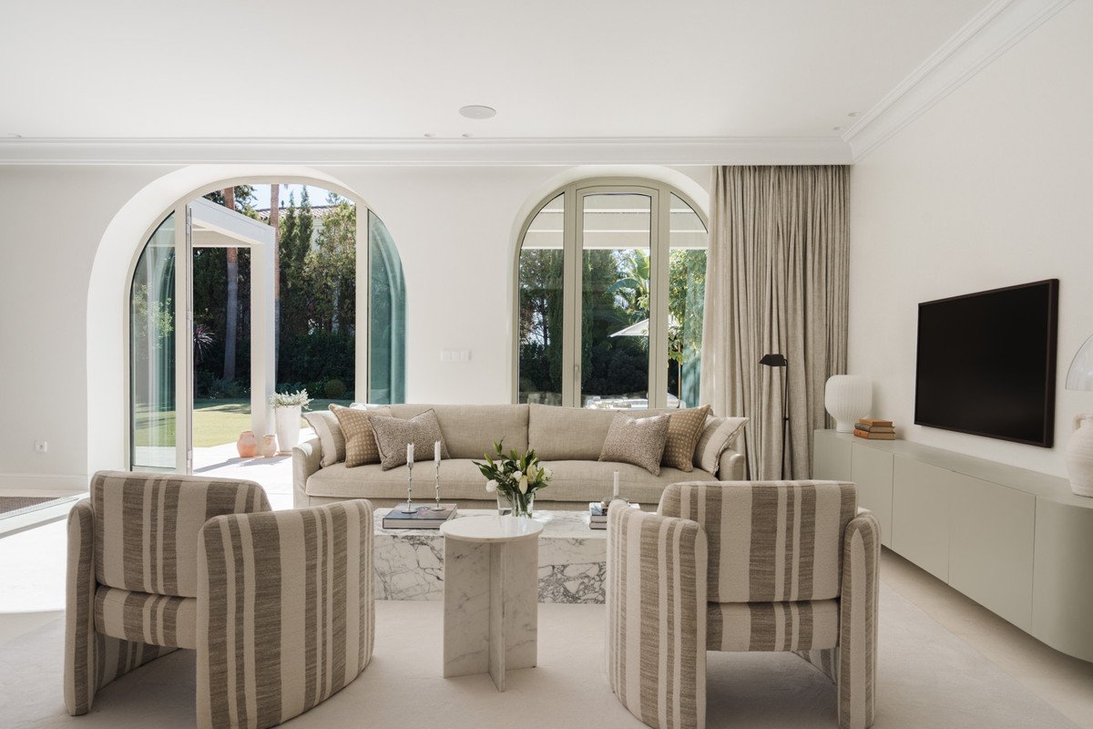 5 Bed Detached Villa in Nueva Andalucía