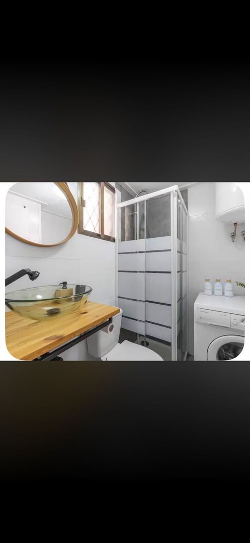 Middle Floor Studio in El Chaparral