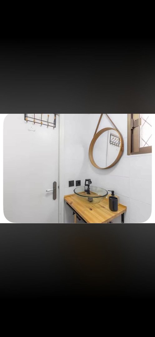 Middle Floor Studio in El Chaparral