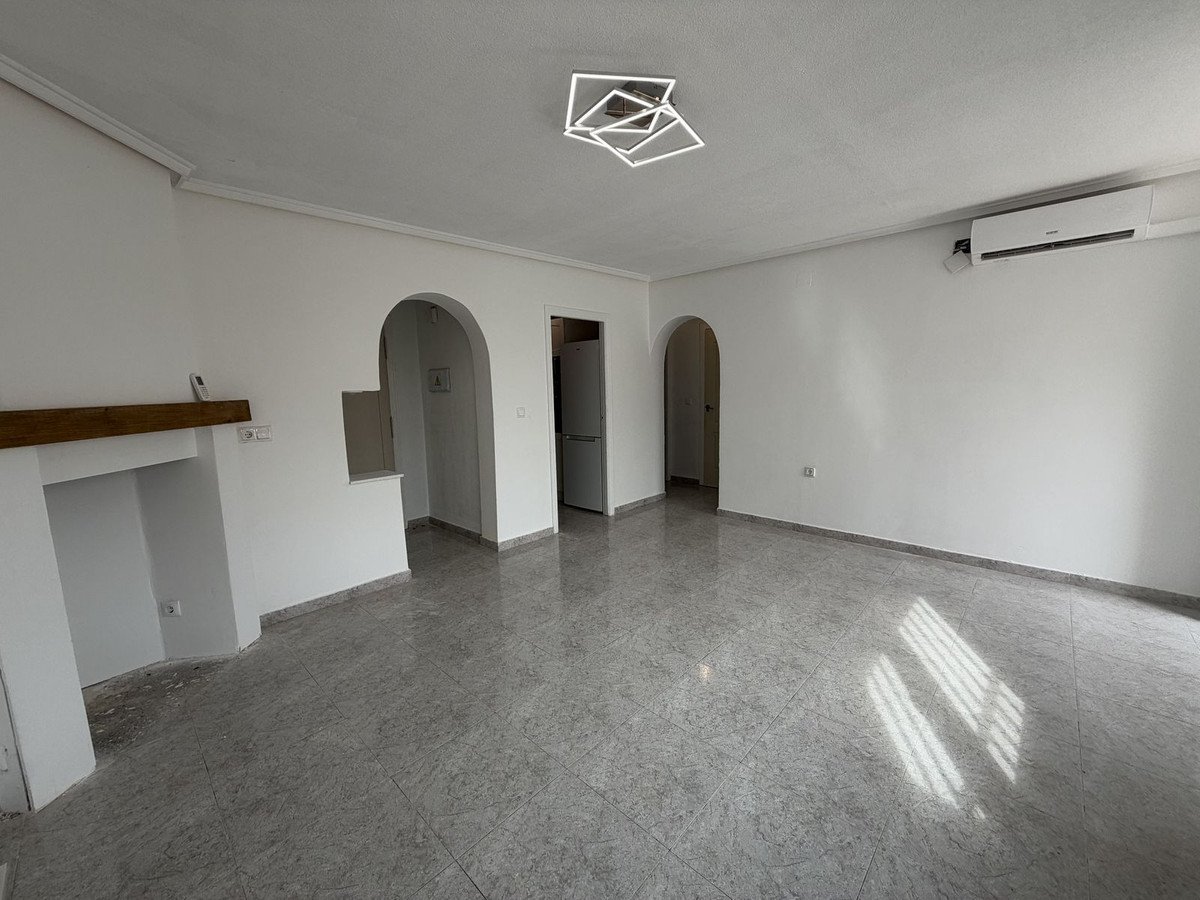 2 Bed Bungalow in Torrevieja