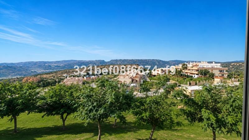 2 Bed Middle Floor Apartment in Casares