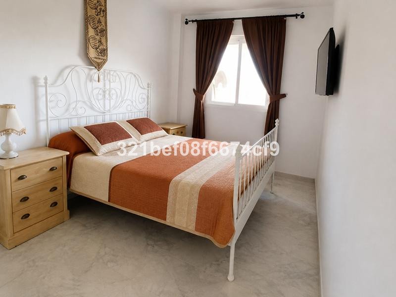2 Bed Middle Floor Apartment in Casares