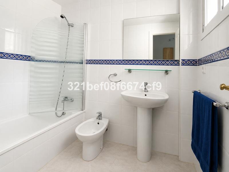 2 Bed Middle Floor Apartment in Casares