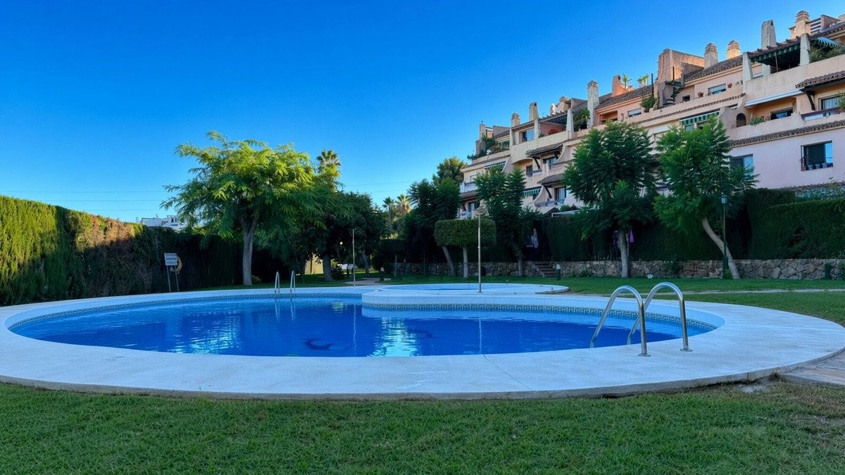 3 Bed Ground Floor Apartment in Bel Air