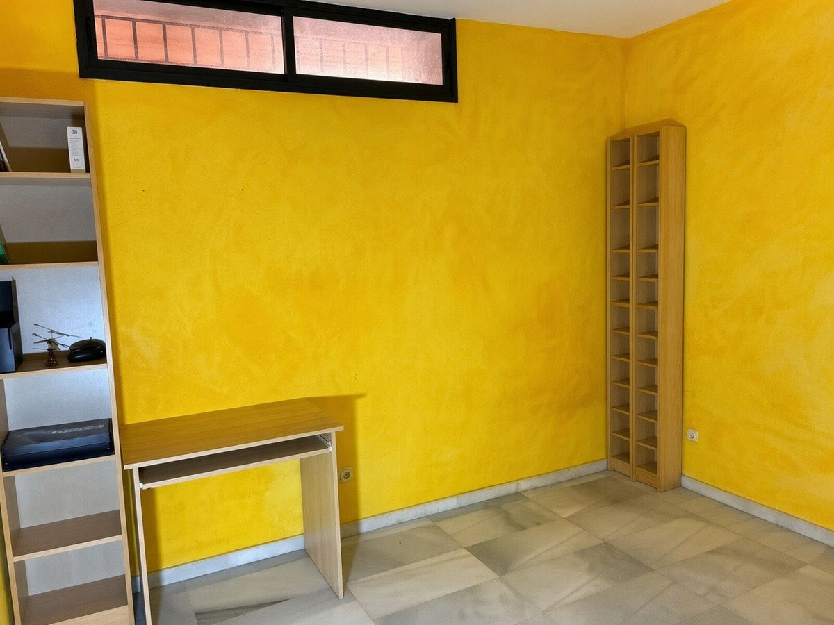 3 Bed Ground Floor Apartment in Bel Air
