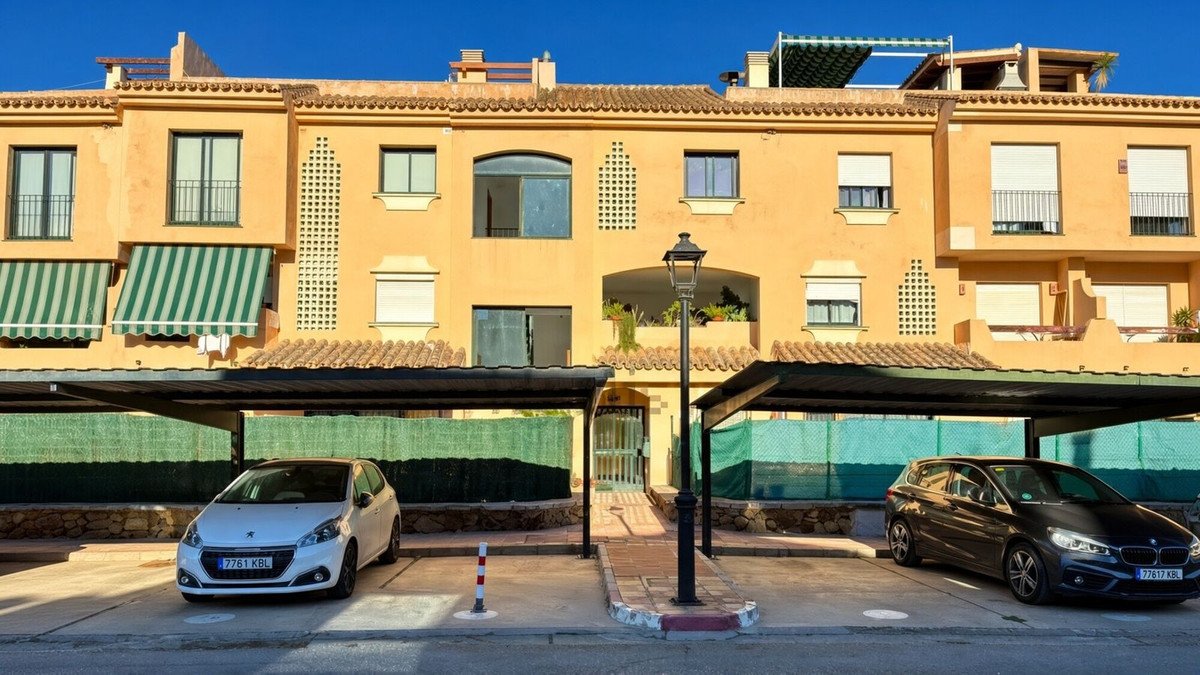 3 Bed Ground Floor Apartment in Bel Air