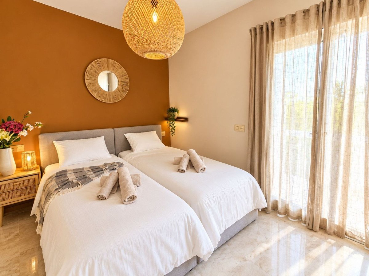 2 Bed Penthouse in Estepona