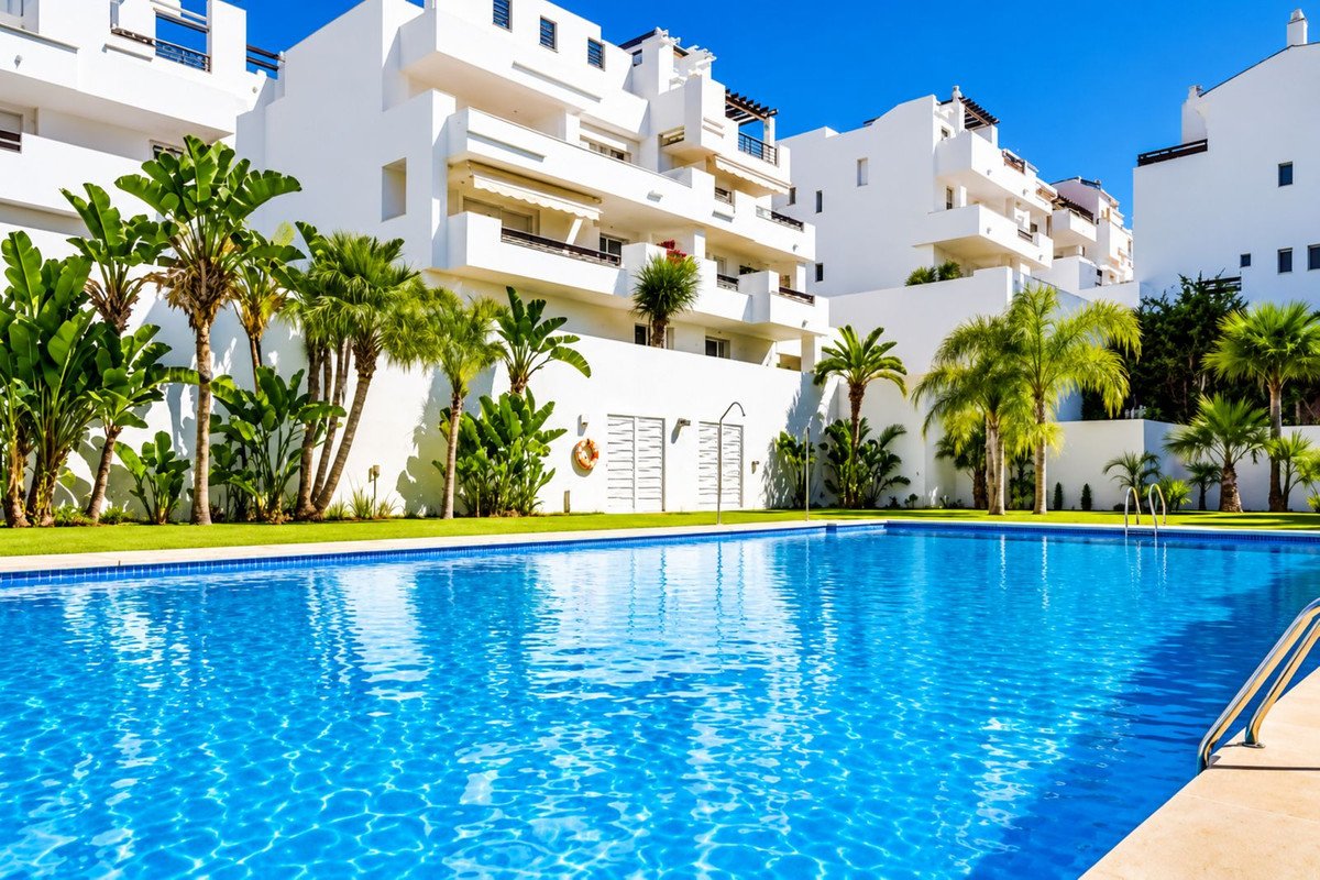 2 Bed Penthouse in Estepona