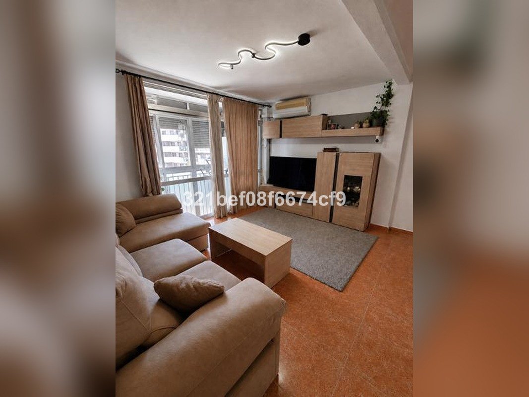 3 Bed Middle Floor Apartment in Estepona