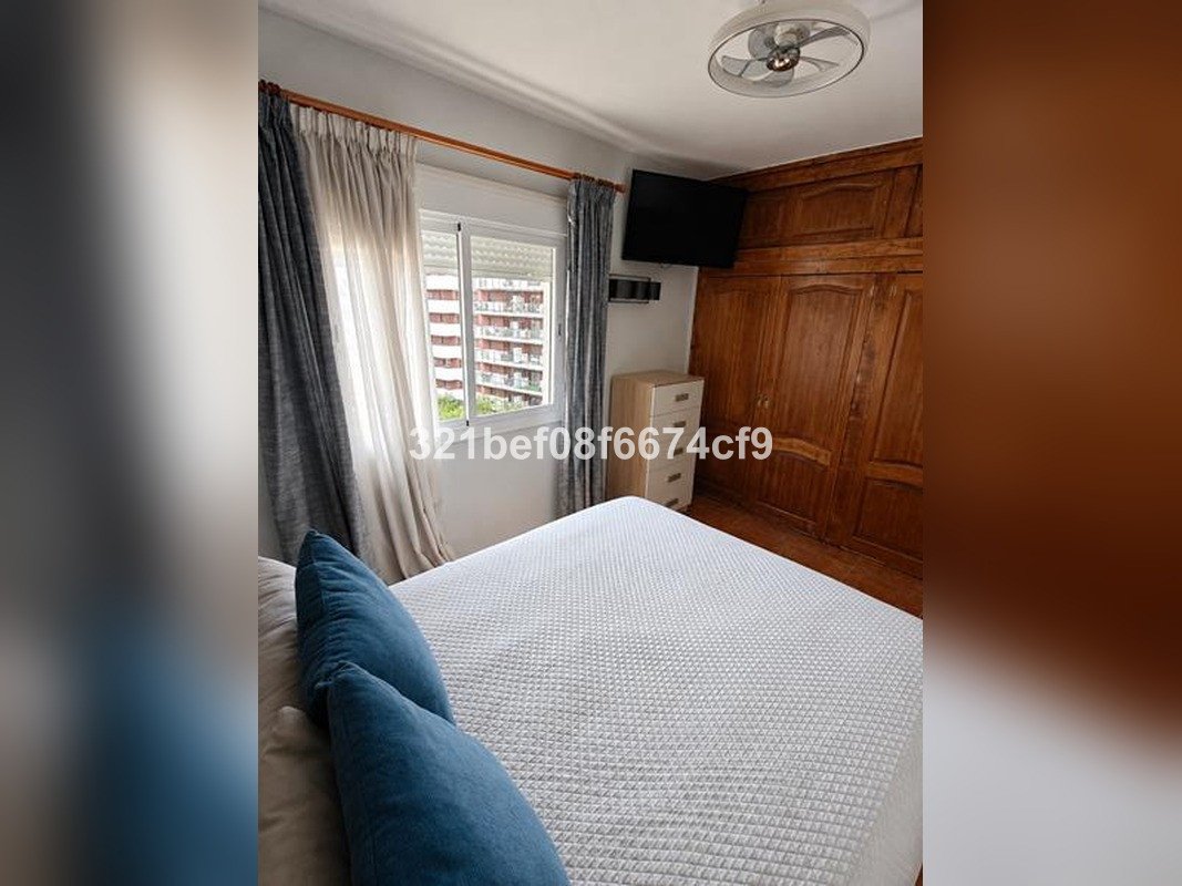 3 Bed Middle Floor Apartment in Estepona