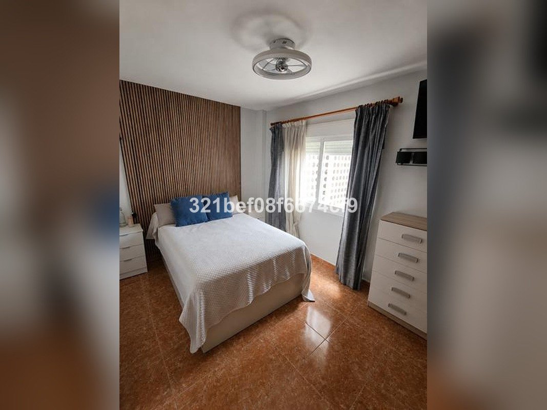 3 Bed Middle Floor Apartment in Estepona