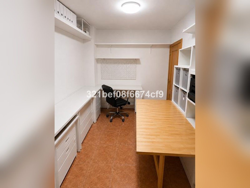 3 Bed Middle Floor Apartment in Estepona