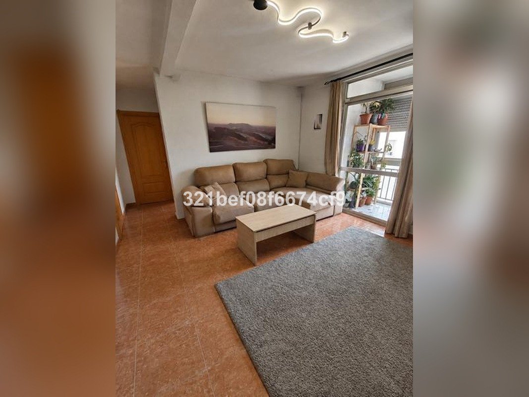3 Bed Middle Floor Apartment in Estepona