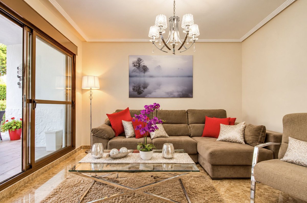 2 Bed Ground Floor Apartment in New Golden Mile