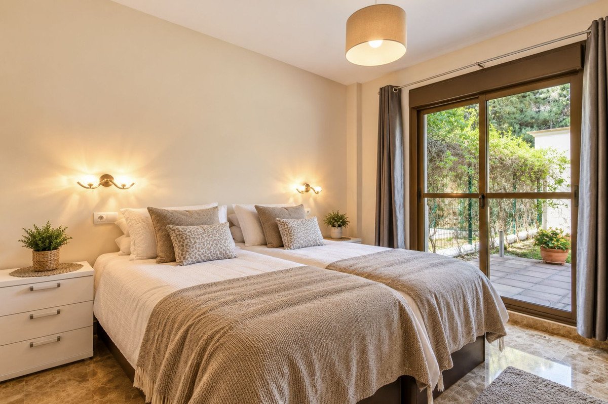 2 Bed Ground Floor Apartment in New Golden Mile