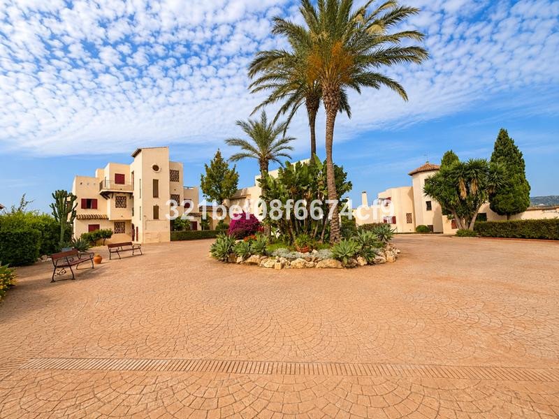 2 Bed Ground Floor Apartment in Casares