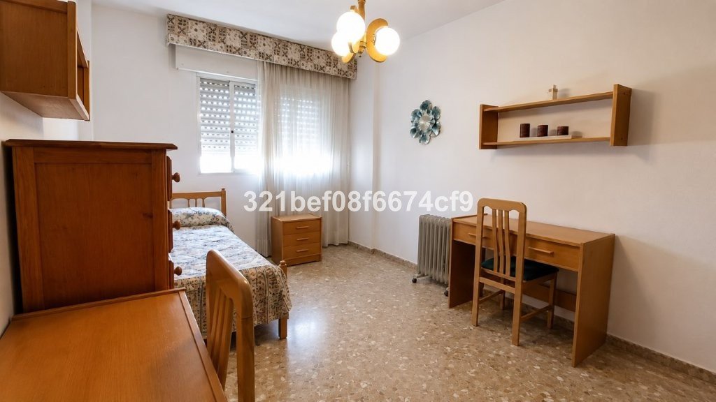 4 Bed Ground Floor Apartment in Málaga