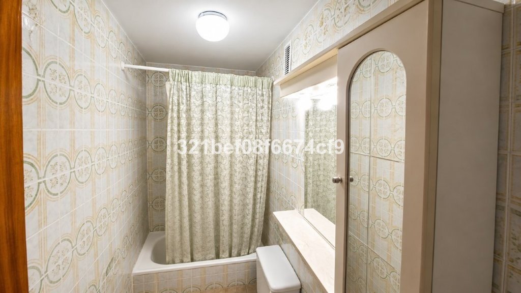 4 Bed Ground Floor Apartment in Málaga