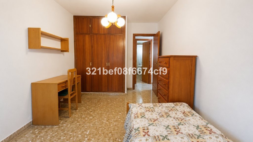 4 Bed Ground Floor Apartment in Málaga