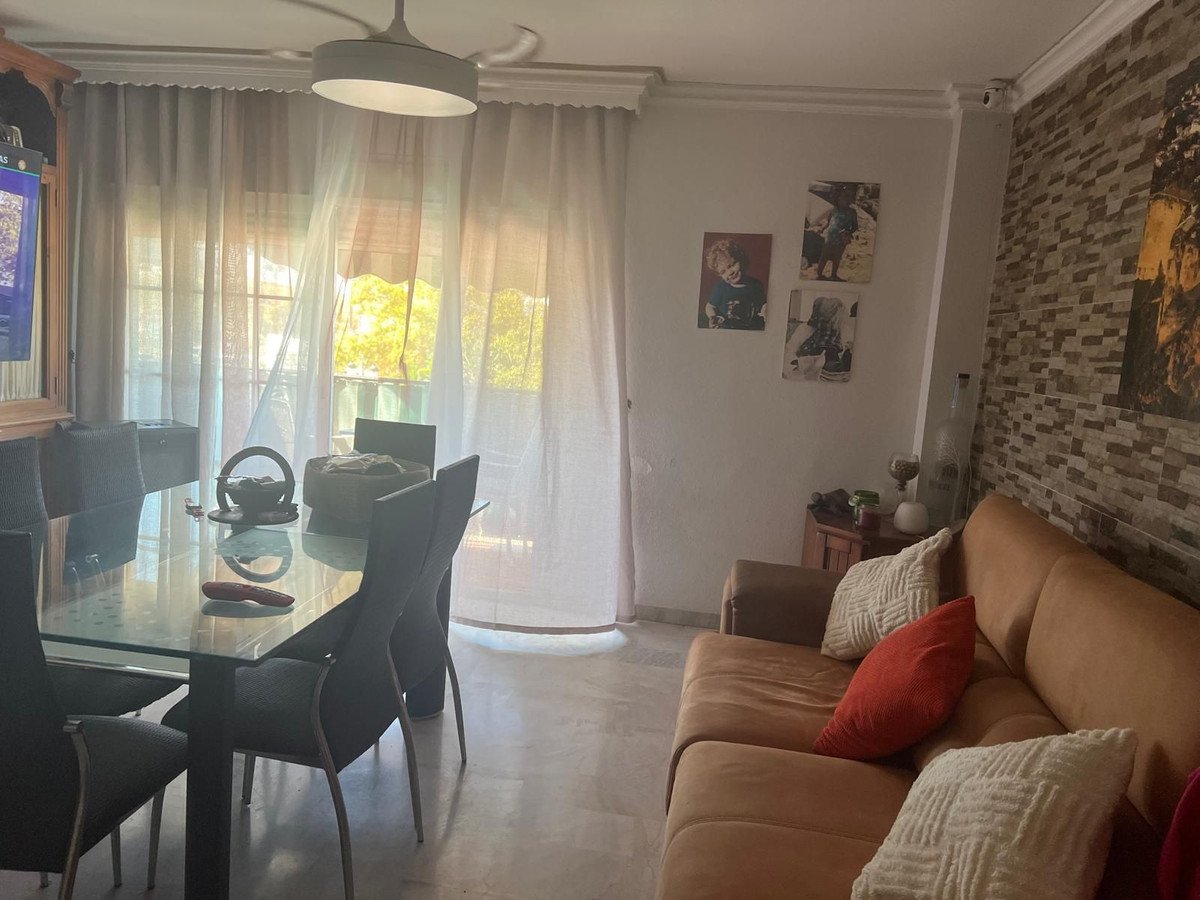 3 Bed Top Floor Apartment in San Pedro de Alcántara