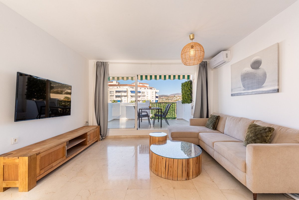 2 Bed Penthouse in La Campana
