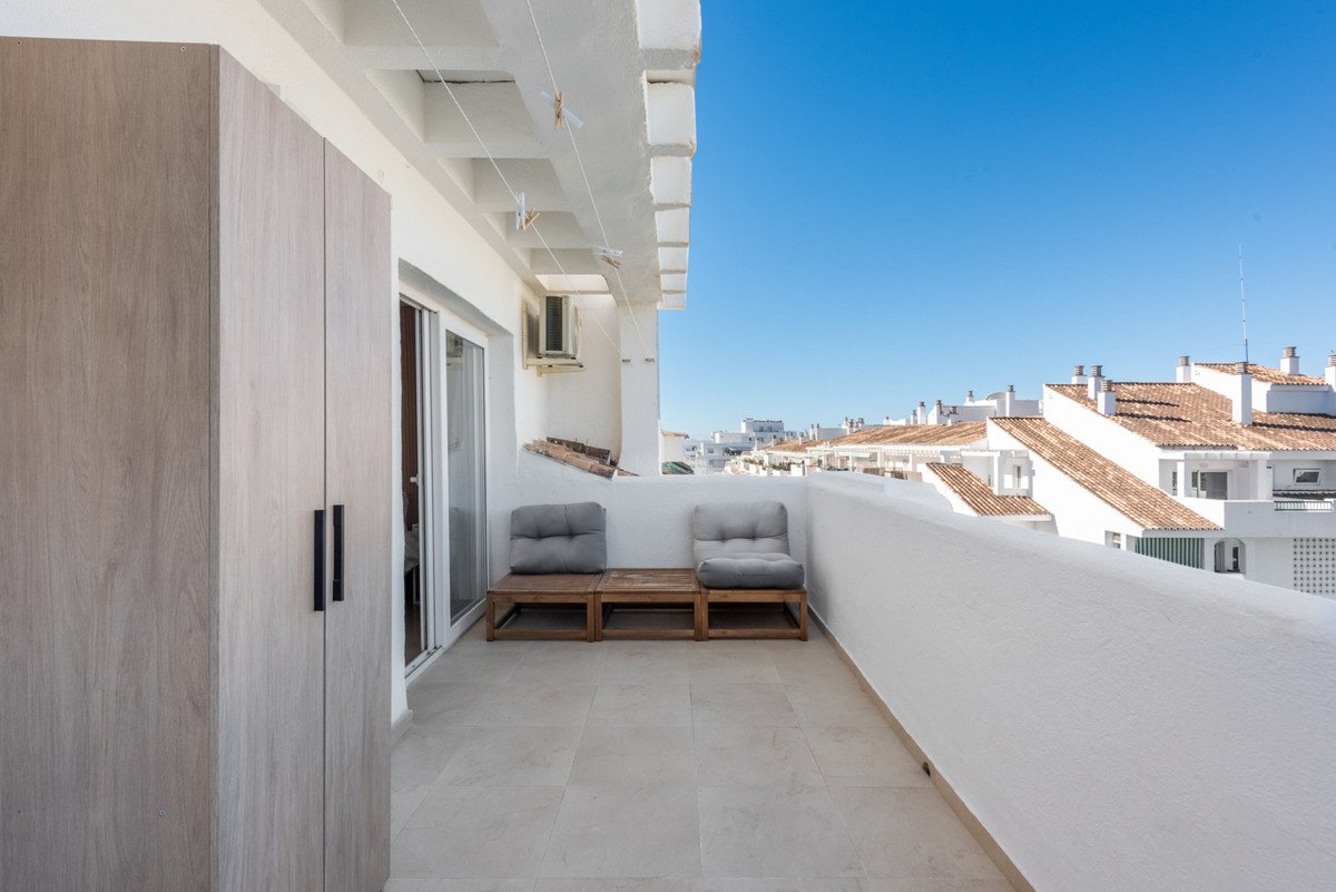 2 Bed Penthouse in La Campana