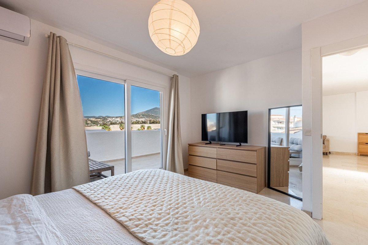 2 Bed Penthouse in La Campana
