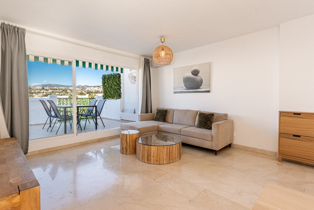 2 Bed Penthouse in La Campana