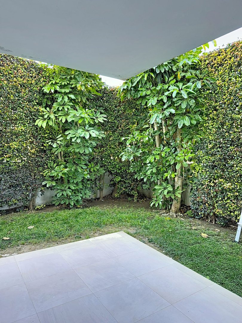 3 Bed Ground Floor Apartment in Bel Air