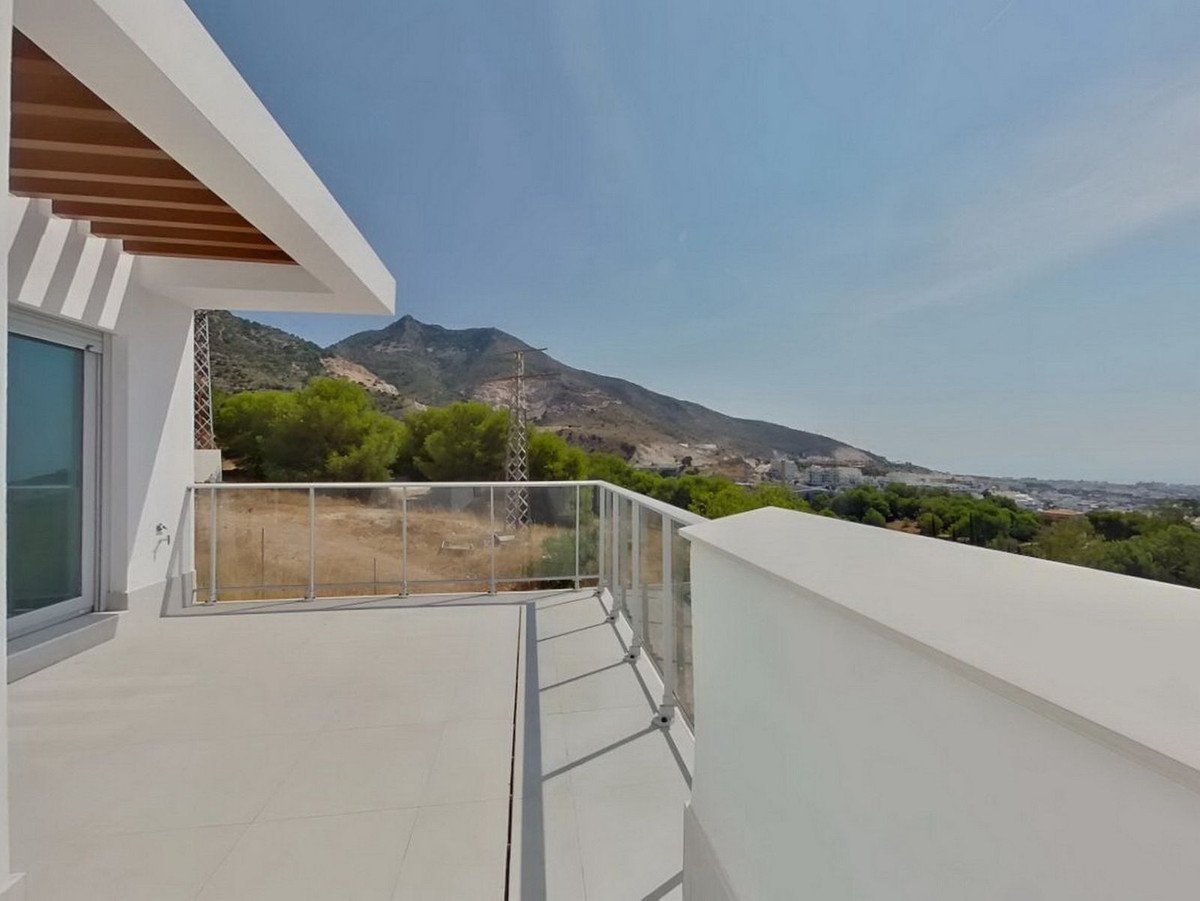 2 Bed Penthouse in Benalmadena Pueblo