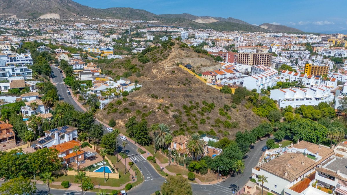 Residential Plot in Torrequebrada