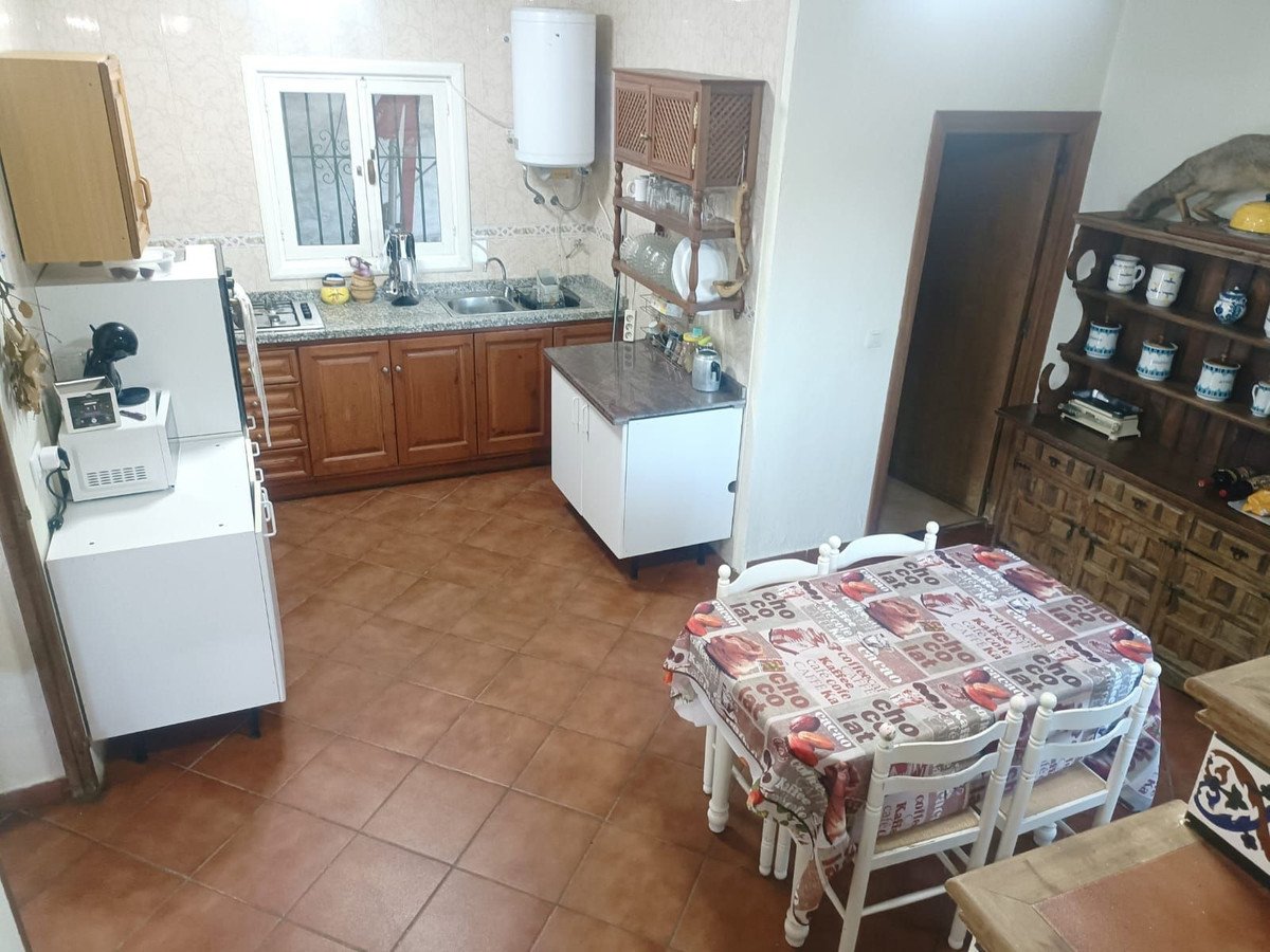 4 Bed Finca - Cortijo in Ojén