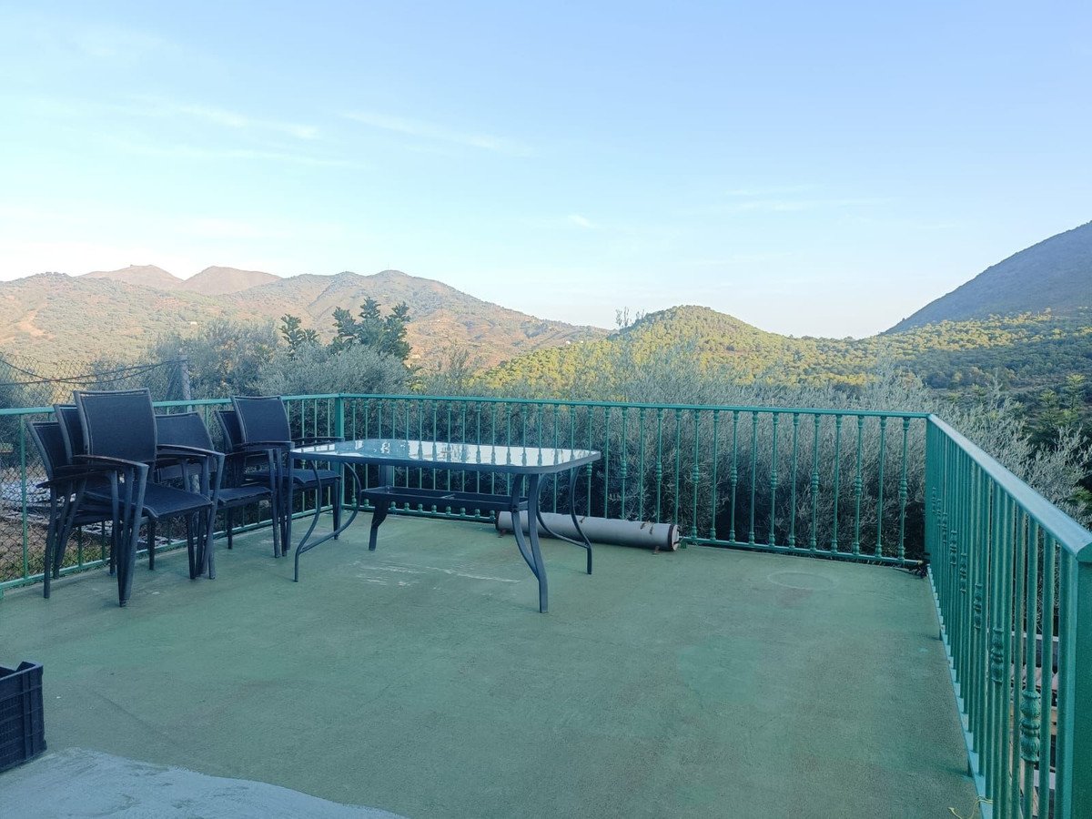 4 Bed Finca - Cortijo in Ojén