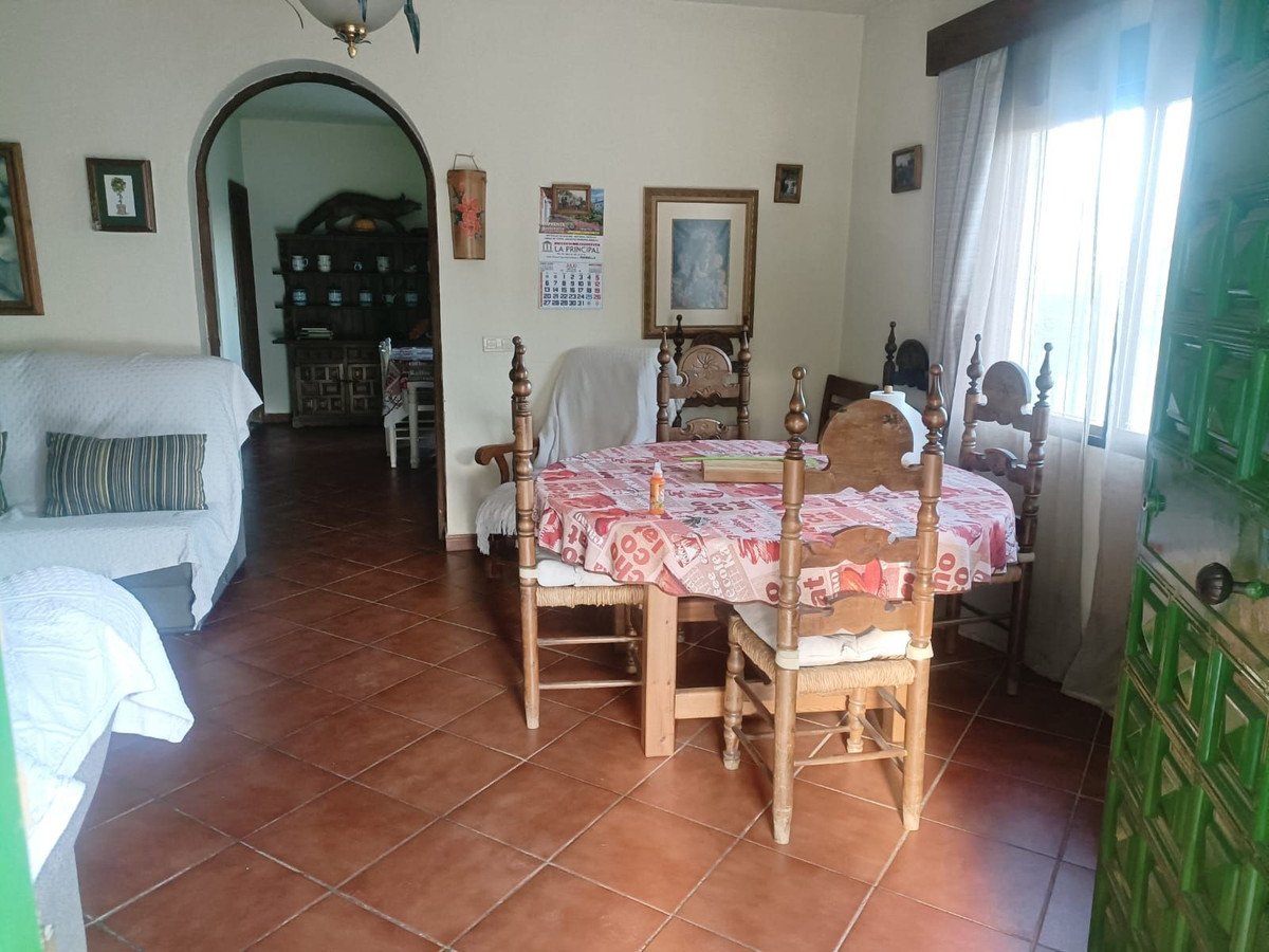 4 Bed Finca - Cortijo in Ojén