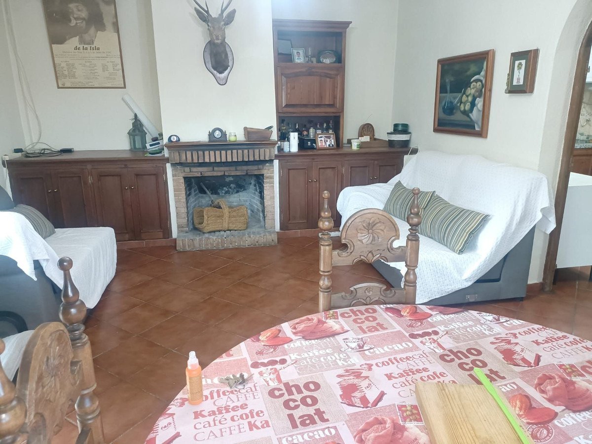 4 Bed Finca - Cortijo in Ojén