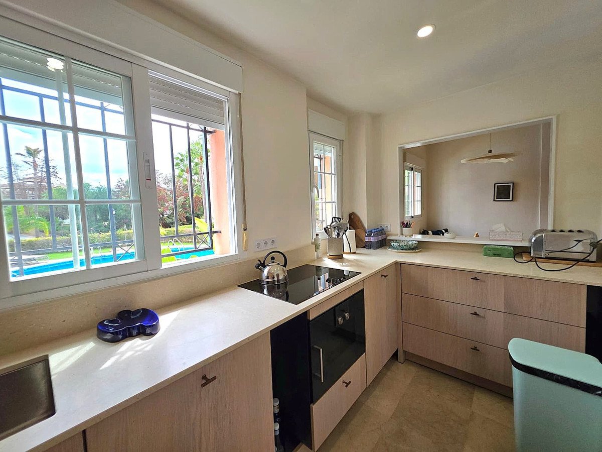 3 Bed Ground Floor Apartment in Aloha