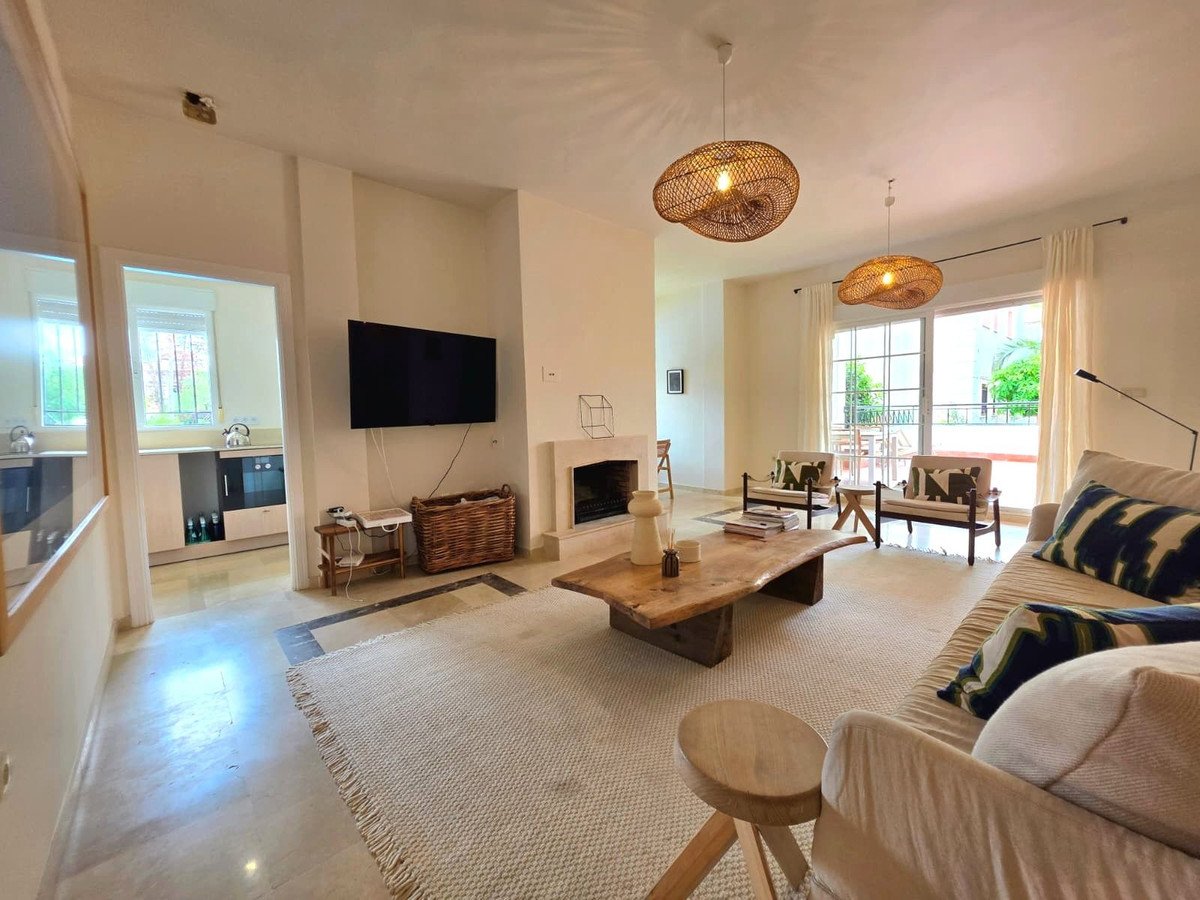 3 Bed Ground Floor Apartment in Aloha