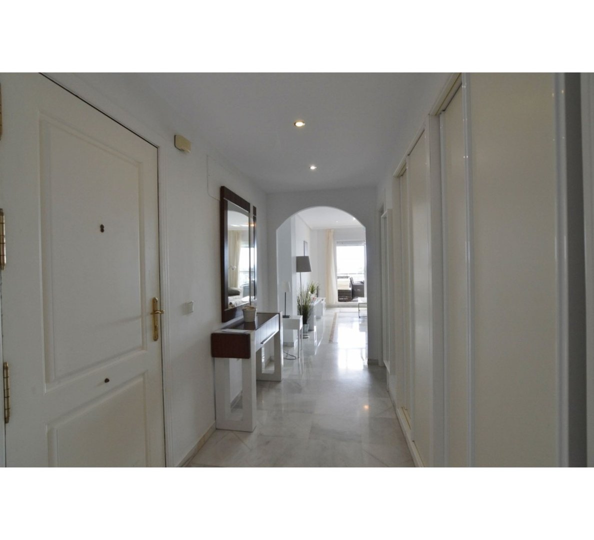 2 Bed Penthouse in Nueva Andalucía