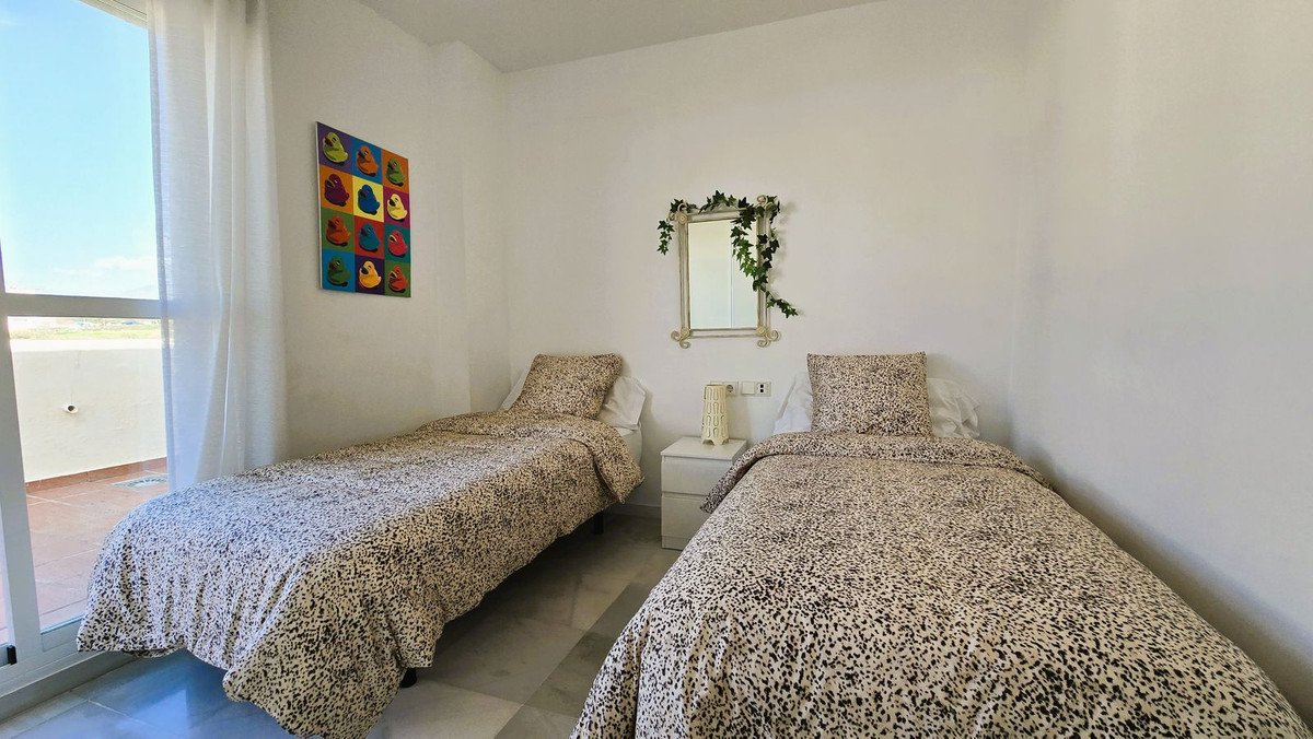 2 Bed Penthouse in Nueva Andalucía