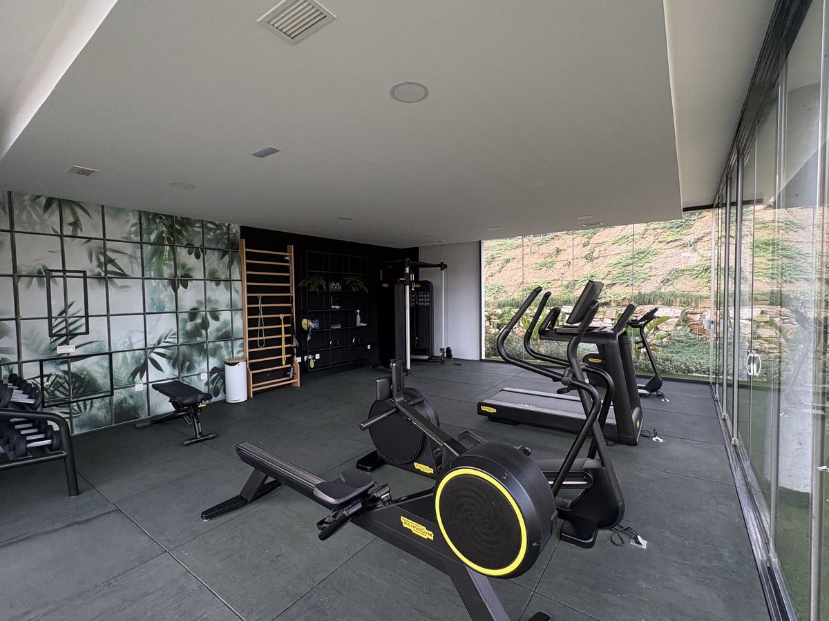 3 Bed Middle Floor Apartment in El Chaparral