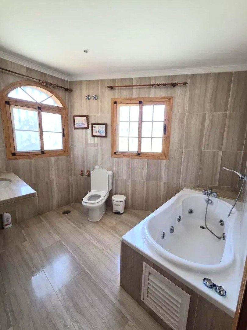 4 Bed Semi-Detached House in Cancelada