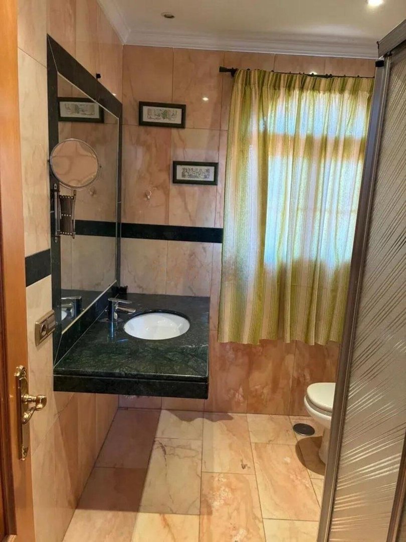 4 Bed Semi-Detached House in Cancelada