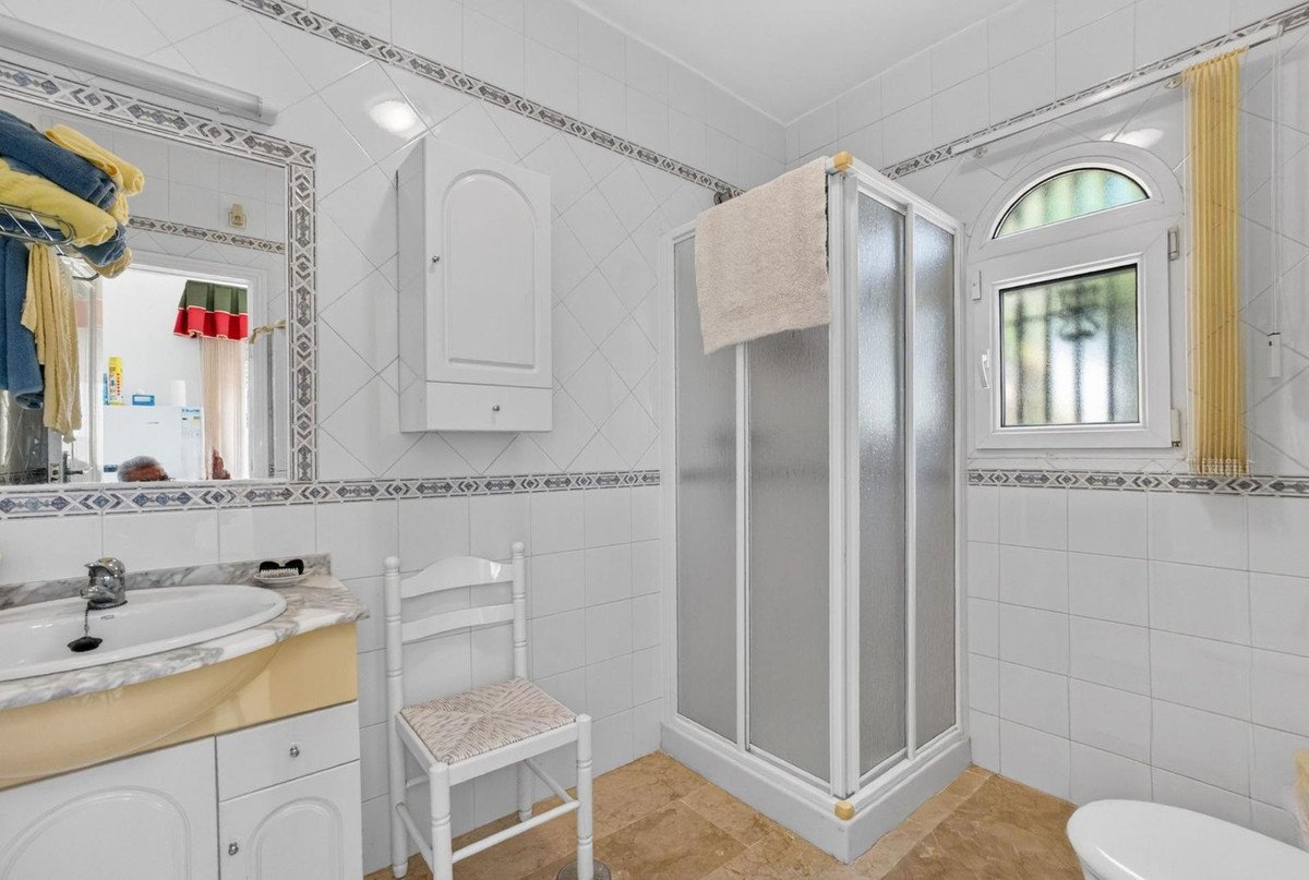 5 Bed Detached Villa in Orihuela Costa