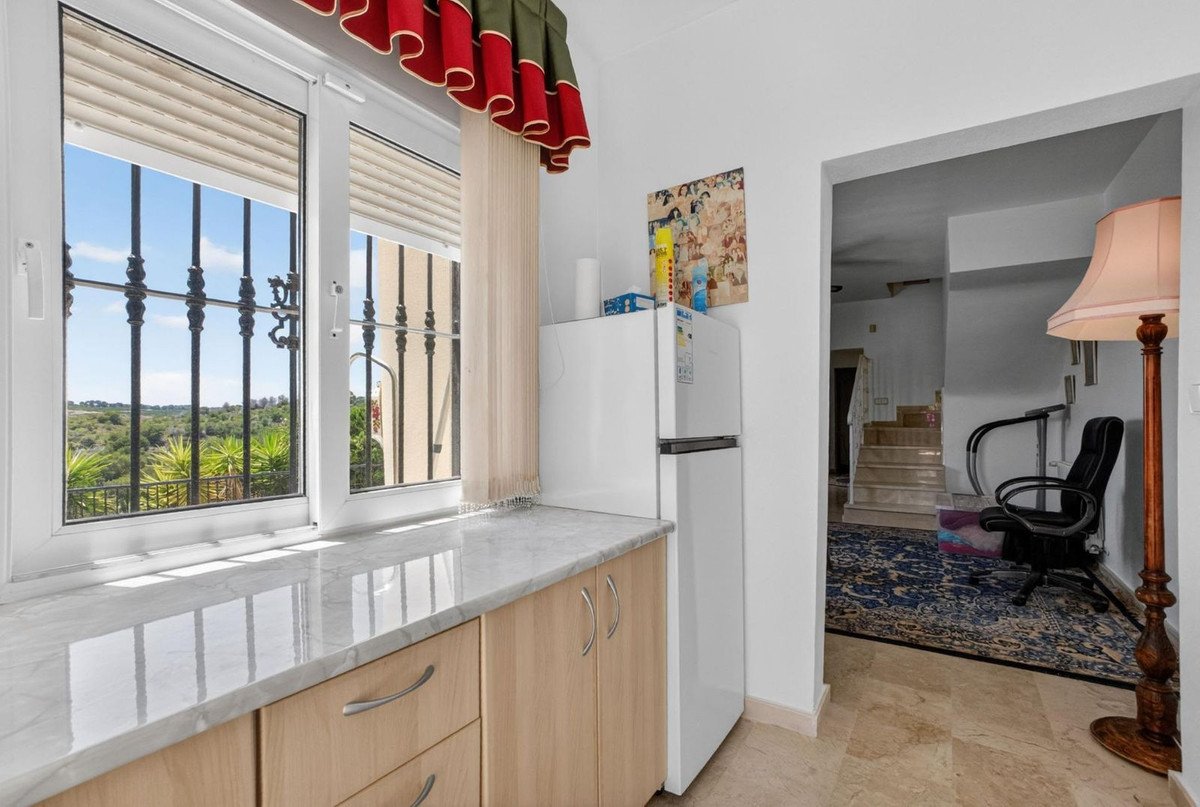 5 Bed Detached Villa in Orihuela Costa